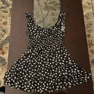 Urban Outfitters Gray and White Floral Top